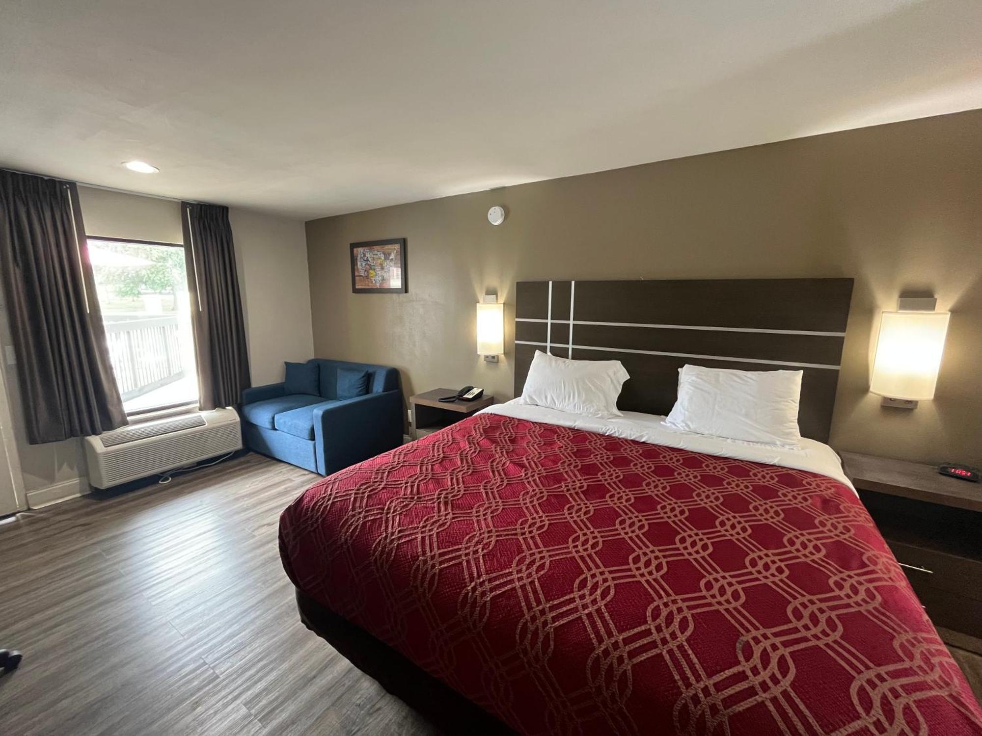 Econo Lodge Inn & Suites Murfreesboro Exterior photo