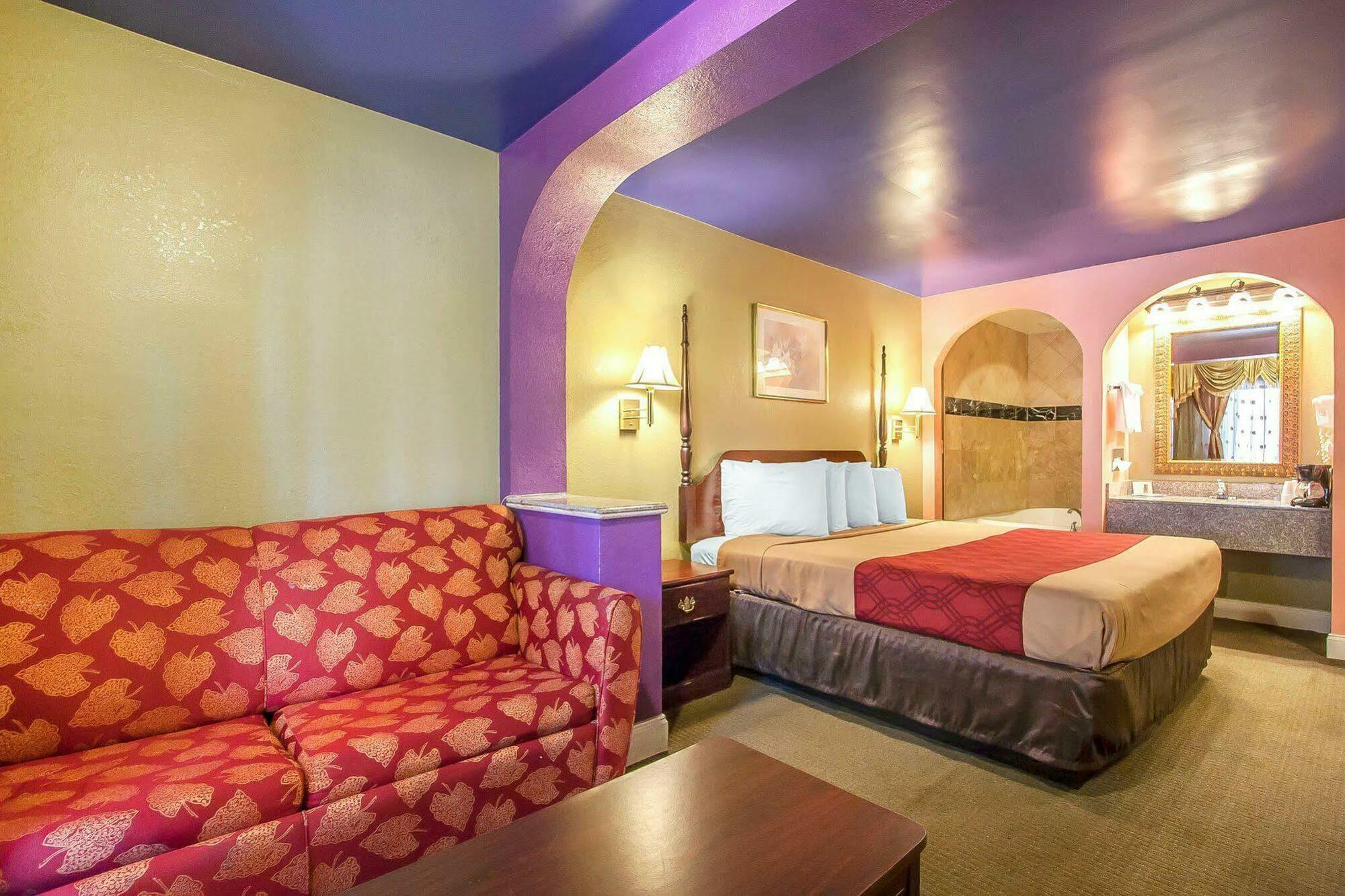 Econo Lodge Inn & Suites Murfreesboro Exterior photo